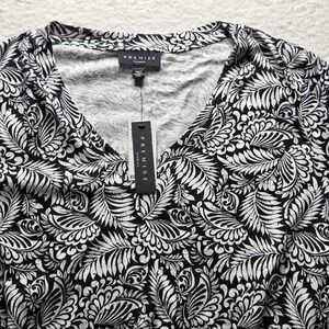 Premise Woman Shirt Womens Plus 2X Black V Neck Short Sleeve Floral Jersey Top